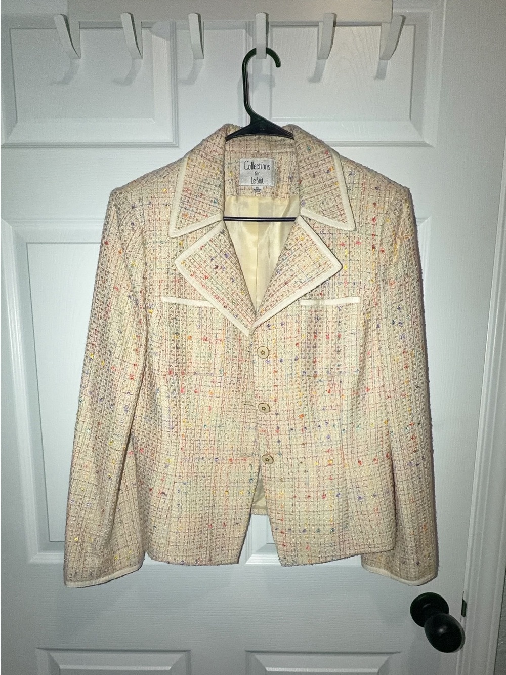 Le Suit Cream Tweed Blazer with Multicolor Fleck